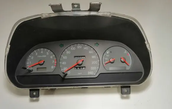 Volvo S40, V40 Speedometer (instrument cluster) 291195 18215 3081319705