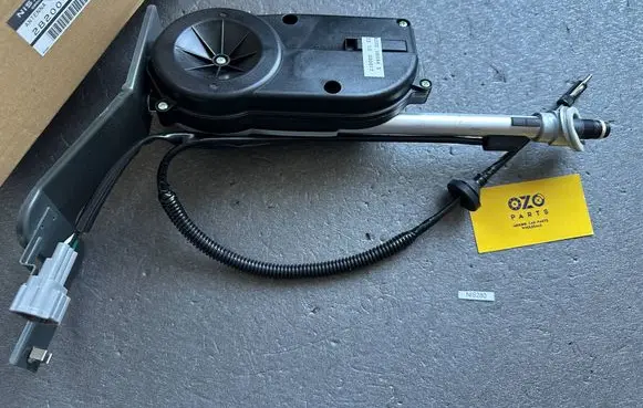 Nissan Patrol Y61 Radio antenna 28200VB09A 28200VB000