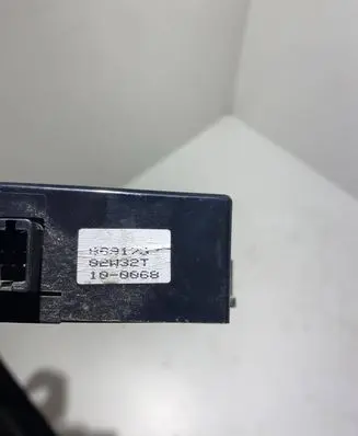 Volvo S80 Seat control module 8691787