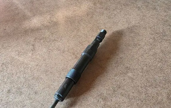 Fuel injector
