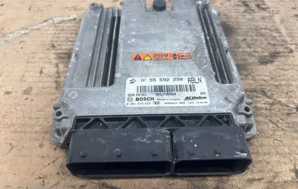 Opel Astra J Engine control unit/module 55592290 0281019472 55574814