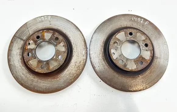 Mazda 3 II Front brake disc