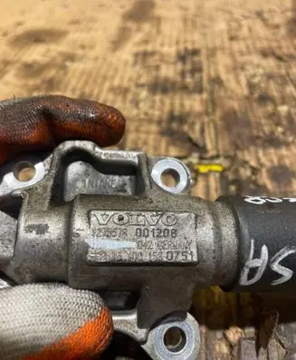 Volvo XC90 Camshaft vanos timing valve 1275578