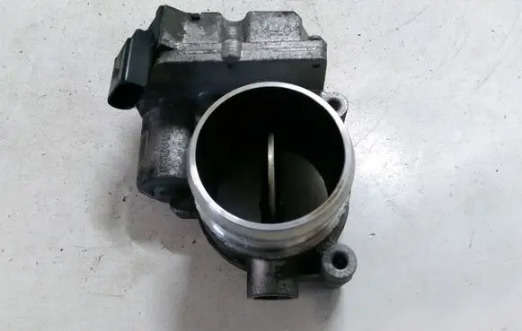 Audi A4 S4 B8 8K Electric throttle body valve 4E0145950H