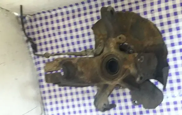Skoda Octavia Mk1 (1U) Front wheel hub