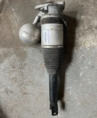 Volkswagen Transporter - Caravelle T4 Rear shock absorber/damper 3D0616001N 168ATE0274253EJ