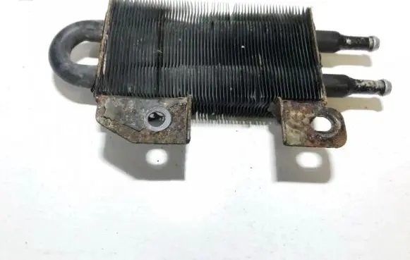 Engine oil radiator