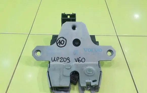 Volvo V60 Tailgate exterior lock 31335045