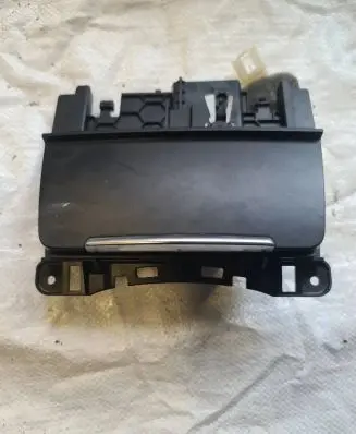 Audi A4 S4 B8 8K Car ashtray 8K0857951
