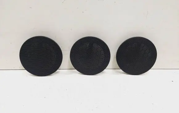 Chrysler 300 - 300C Dash center speaker trim cover 0UZ92TRMAA