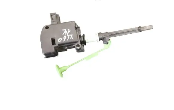 Volvo XC60 Fuel tank cap lock motor 86113136