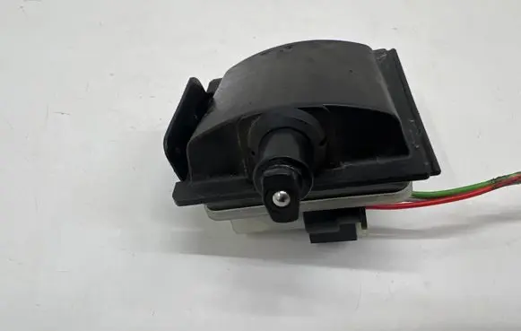 Mercedes-Benz CLA C118 X118 Fuel tank cap lock A0008206212