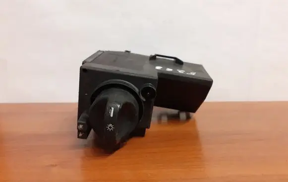 Mercedes-Benz E W210 Light switch 5263 2105451404