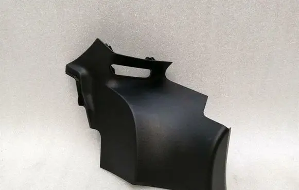 Porsche Taycan 9J1 (C) pillar trim 9J1867241