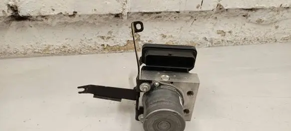 Mercedes-Benz A W177 ABS Pump A1779002403