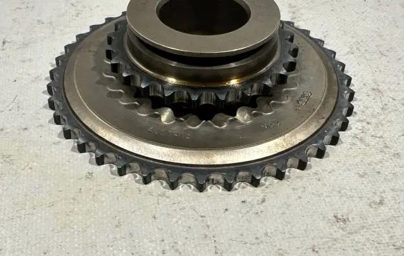 Audi A8 S8 D4 4H Timing chain sprocket 06E109077E 06E109289