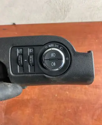 Opel Insignia A Light switch 23197912