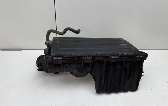 Volkswagen Golf VI Air filter box 036129611CD 036129620H