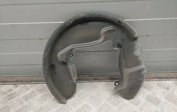 Ford Mustang VI Rear brake disc plate dust cover FR3C2K316FA