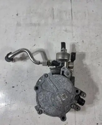 Volkswagen Tiguan Fuel injection high pressure pump 06G127027L 06L127A01 260319080630