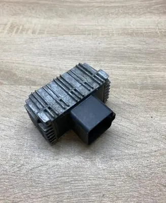 Opel Vectra B Glow plug pre-heat relay 09132691