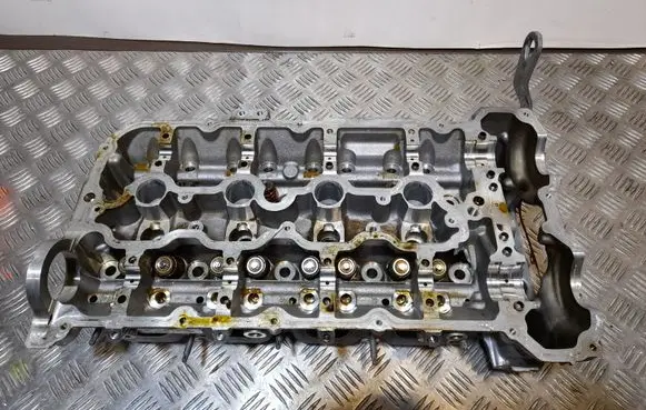 BMW 6 F12 F13 Engine head 757393604