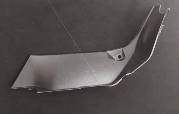 Foot area side trim