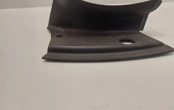 Audi A3 S3 8P Rear/tail light trim molding 8P7863051
