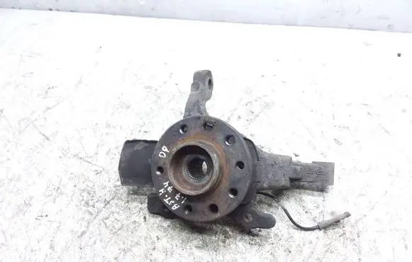 Opel Astra H Front wheel hub spindle knuckle 1617430