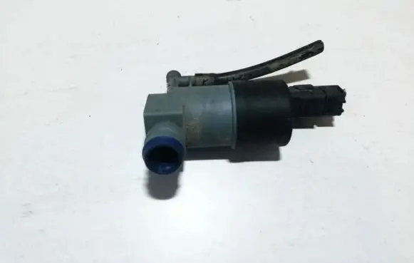 Peugeot 308 Windscreen/windshield washer pump 9641553880