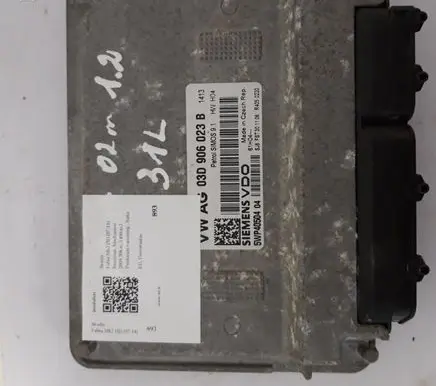 Skoda Fabia Mk2 (5J) Engine control unit/module 03D906023B 5WP40806