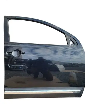 Nissan Qashqai+2 Front door