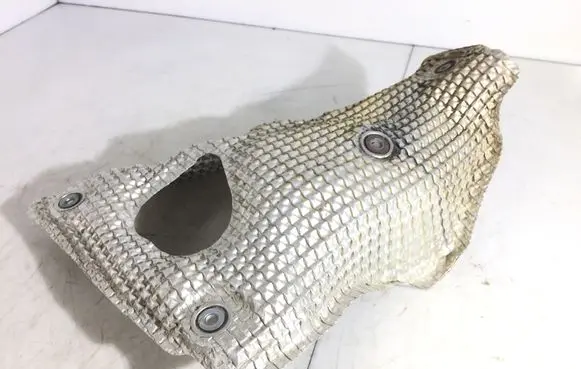 Toyota Yaris Heat shield in engine bay 