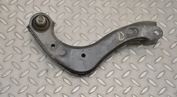 Toyota C-HR I Rear upper control arm/wishbone