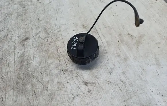 Mitsubishi Outlander Fuel tank filler cap