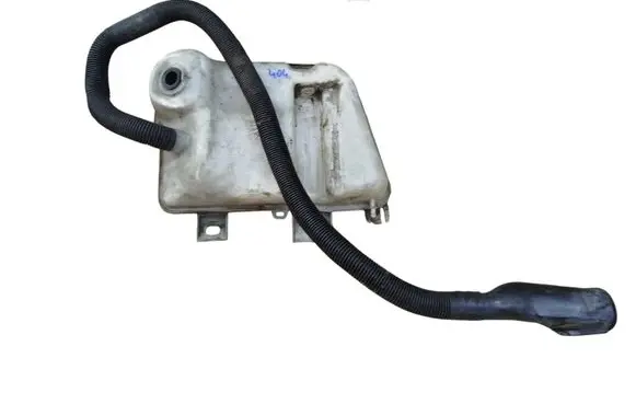 BMW 5 E39 Windshield washer fluid reservoir/tank 7038432 61607038432