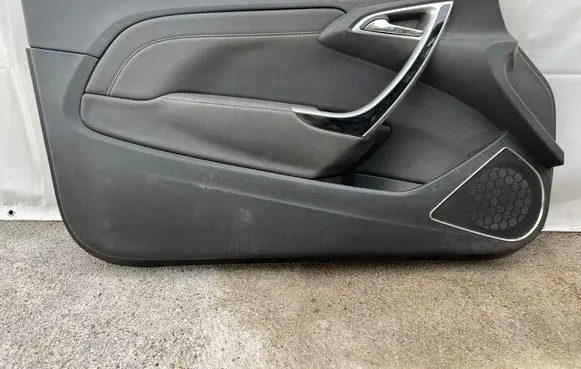 Opel Astra J Front door card panel trim 13421624
