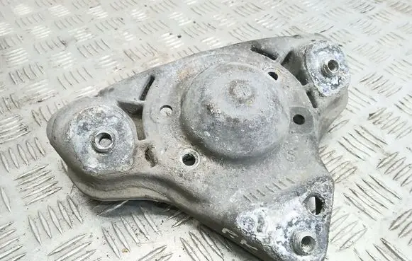 Volkswagen PASSAT B5 Coil spring mount 