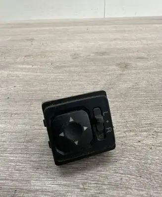 Mitsubishi Space Wagon Wing mirror switch MR190956 1259D4 C8NC09M