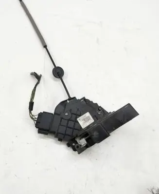 Volvo V70 Front door lock 31253657 A048317