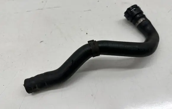 BMW 1 F20 F21 Engine coolant pipe/hose 9208182