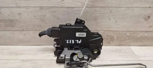 Audi A4 S4 B6 8E 8H Front door lock 4B1837015G