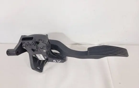 Opel Meriva A Accelerator throttle pedal 93335443 6PV00811002