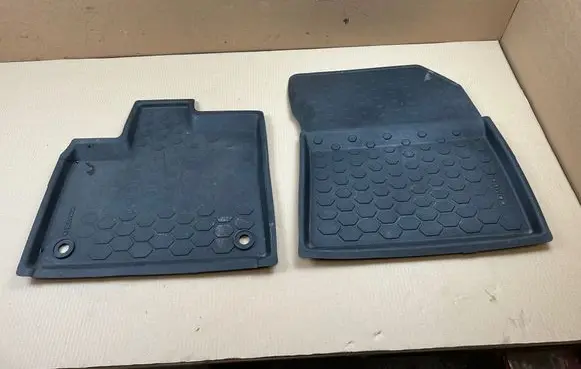 Opel Combo E Car floor mat set 95599963 95599961