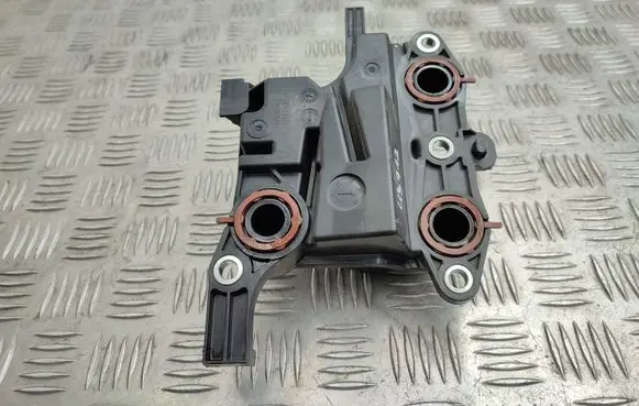 Toyota RAV 4 (XA50) other engine part 1221125011