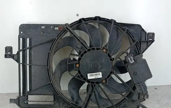 Ford C-MAX II Electric radiator cooling fan CV618C607VA