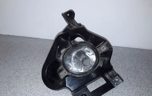 BMW 1 E81 E87 Front fog light 7118151