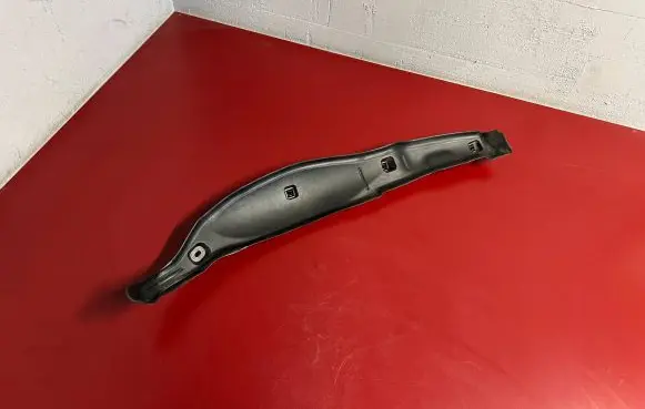 BMW X6 G06 Fender end trim 7472018 51437472018