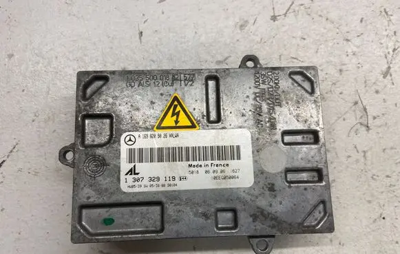 Mercedes-Benz B W245 Xenon control unit/module A1698209026 1307329119