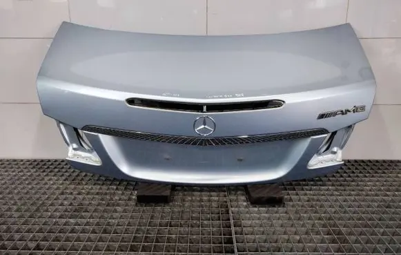 Mercedes-Benz E A207 Truck tailgate 